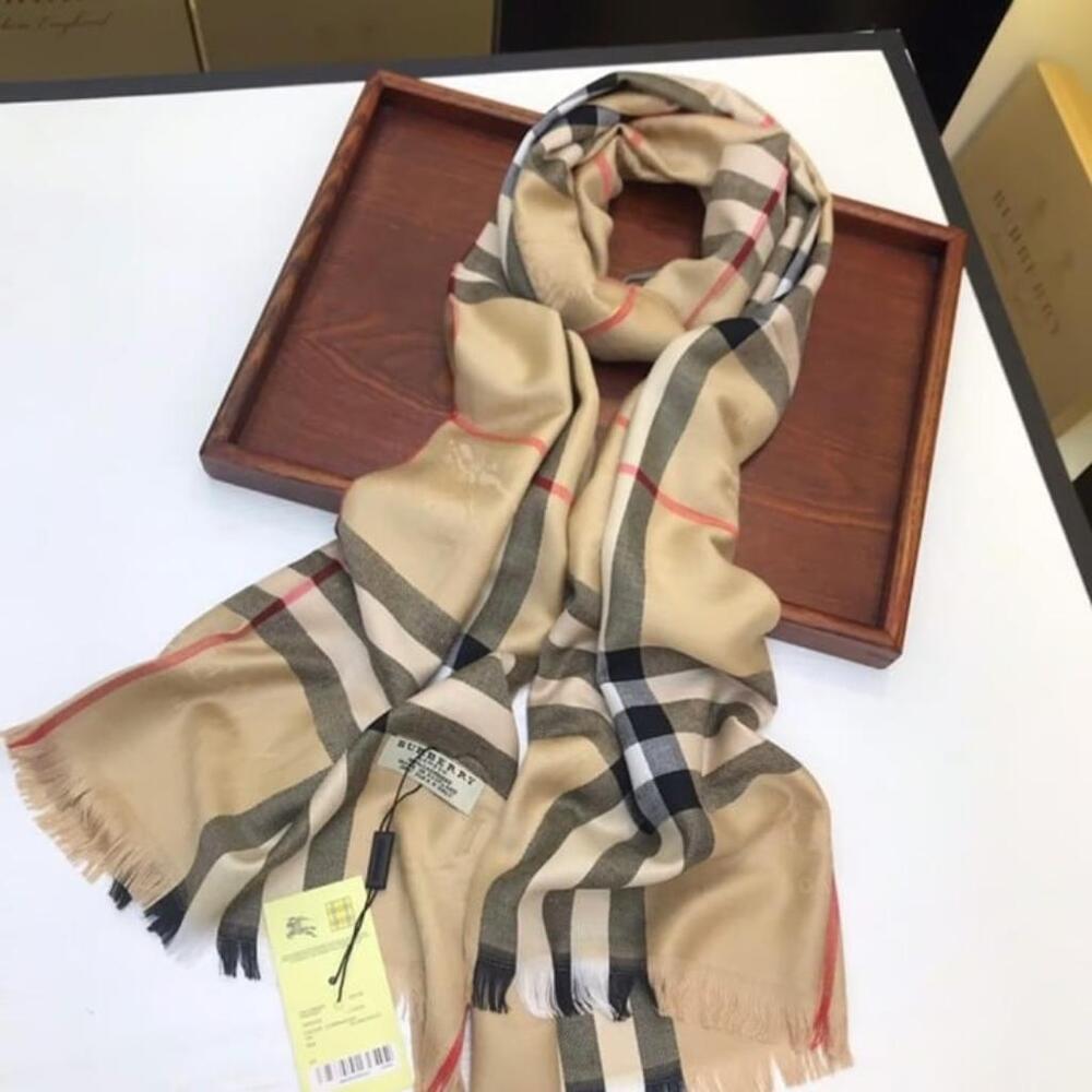 Burberry Scarf - Picture 2 of 7